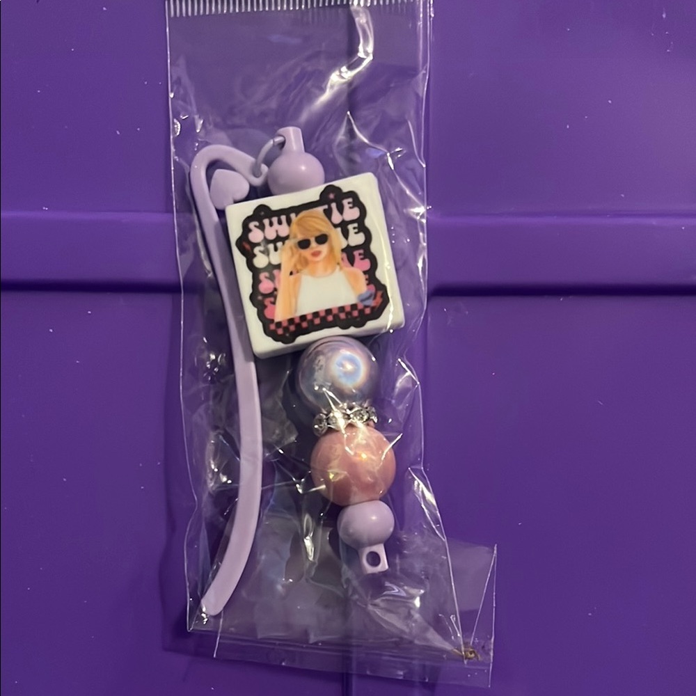 Purple bookmark Taylor  Accessory